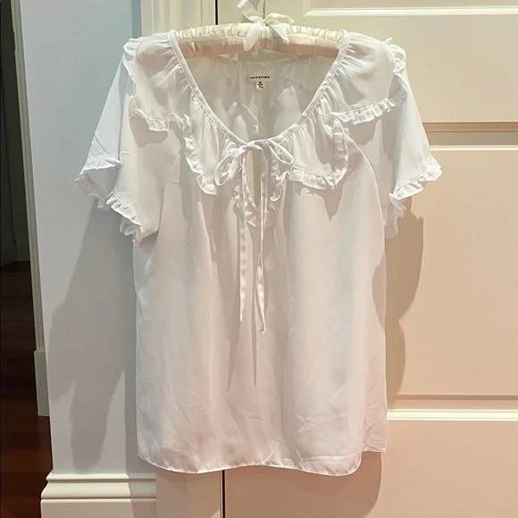 Max Studio White Ruffle Top Size M - Picture 3 of 13